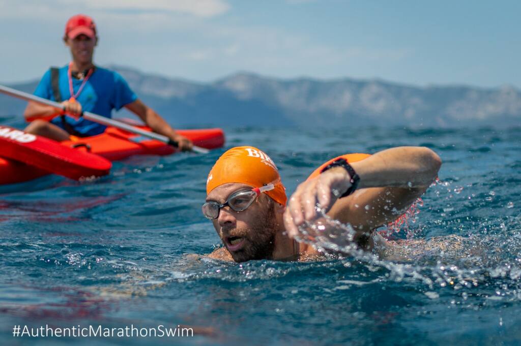 Εντυπωσιακή εικόνα από τους κολυμβητικούς αγώνες στο Πευκί του Δήμου Ιστιαίας-Αιδηψού