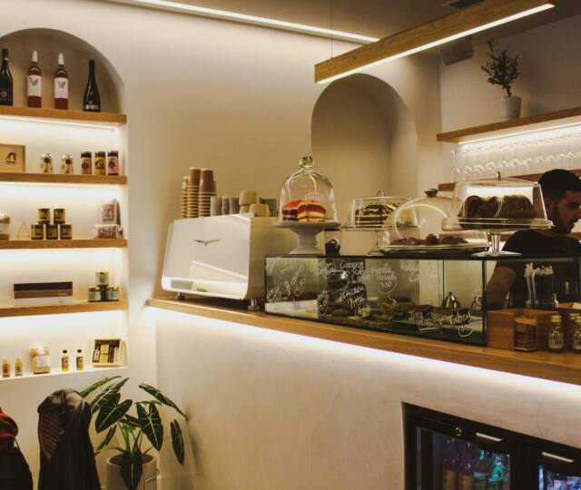 Noemi Athens χώρος